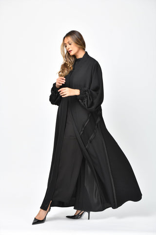 عباية تربل كلوش سادة من تهاني بوتيك - tahaniboutique