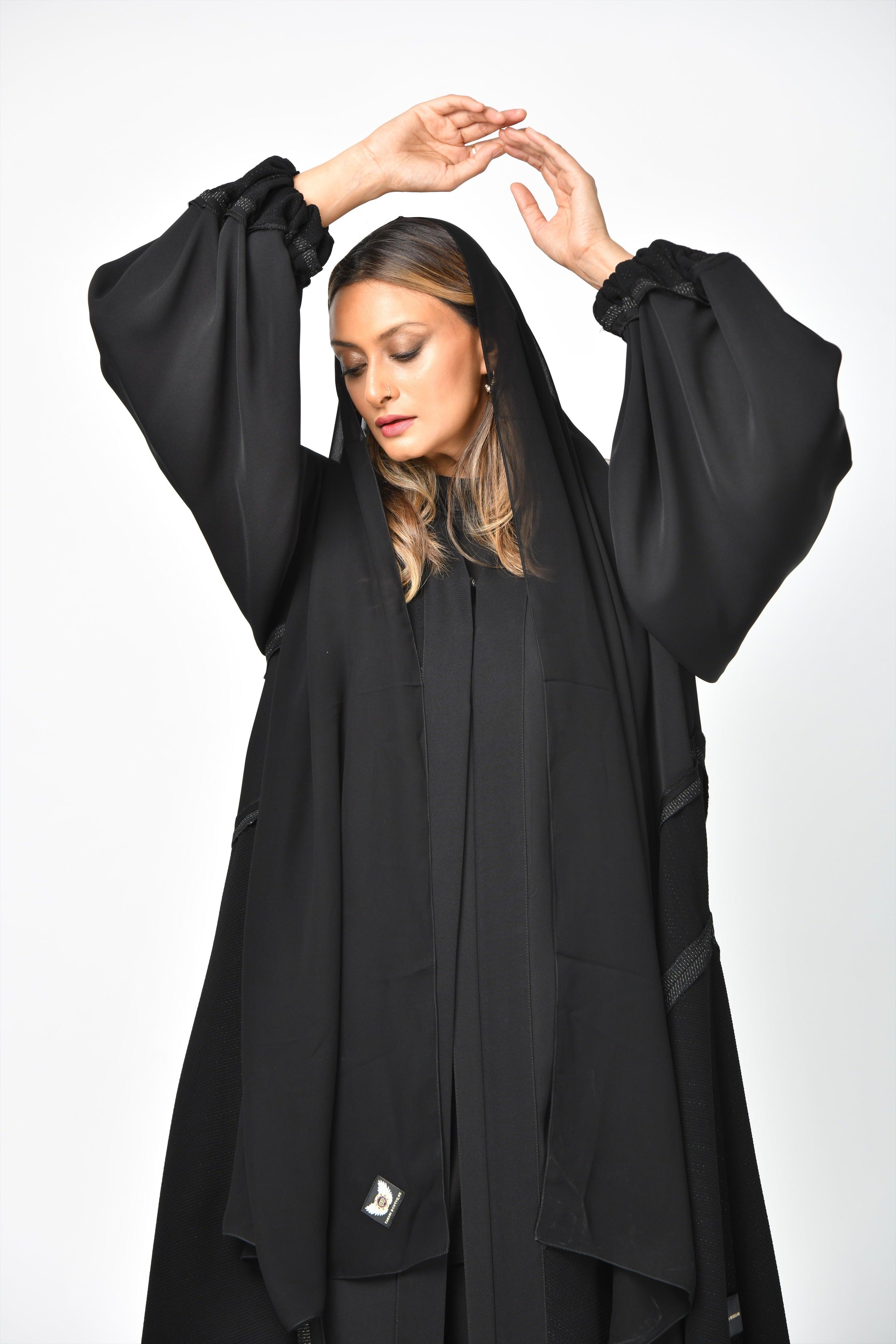 عباية تربل كلوش سادة من تهاني بوتيك - tahaniboutique