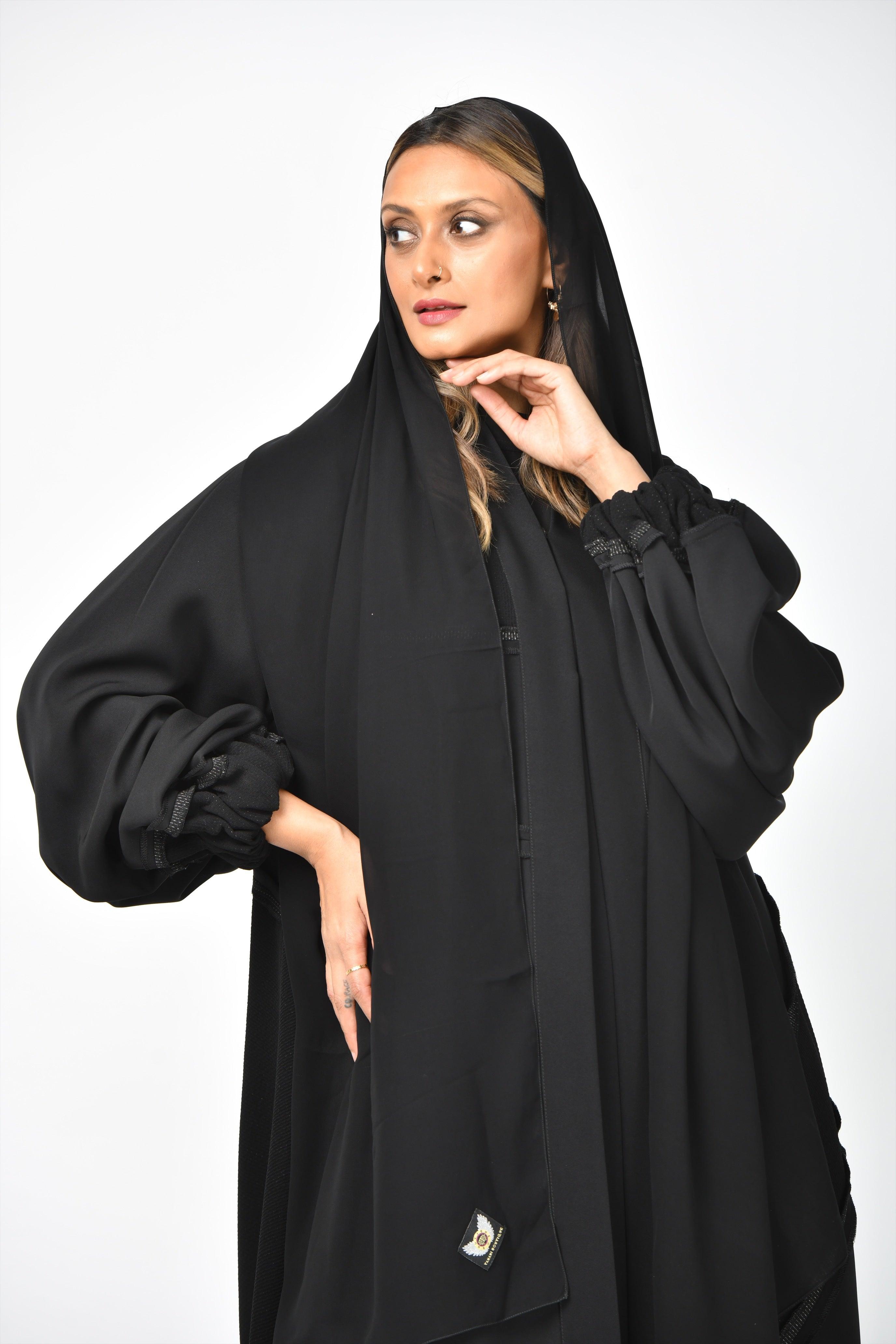 عباية تربل كلوش سادة من تهاني بوتيك - tahaniboutique