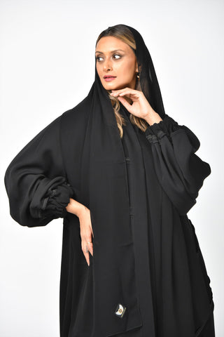 عباية تربل كلوش سادة من تهاني بوتيك - tahaniboutique