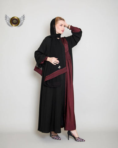 عباية ملونة أسود وخمري مع ملفع من تهاني بوتيك - tahaniboutique