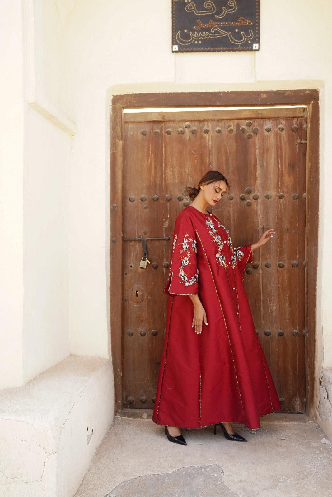 دراعة فخمة من الشانتون مع شك يدوي وبريم ترتر - tahaniboutique