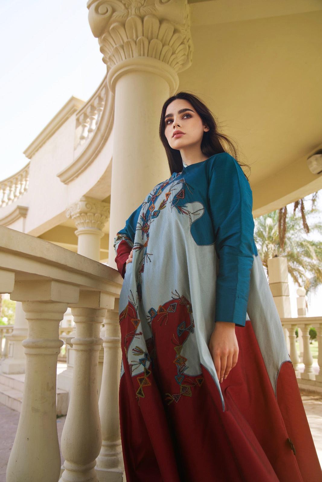 دراعة فخمة بشغل يدوي وقصات مميزة | قماش شانتون - tahaniboutique